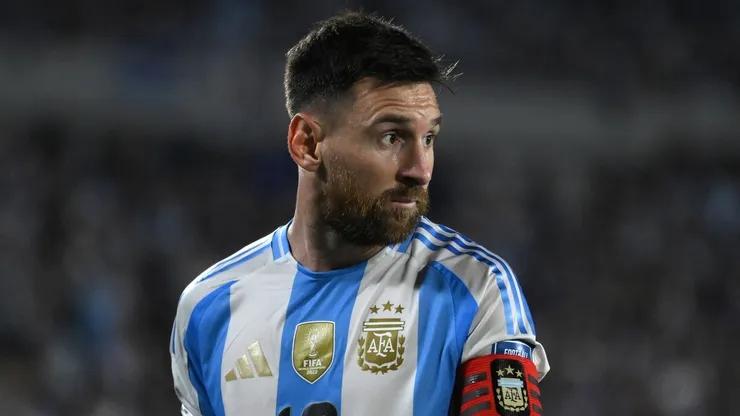 CHÍNH THỨC: Messi cùng 2 tân binh lên tuyển Argentina