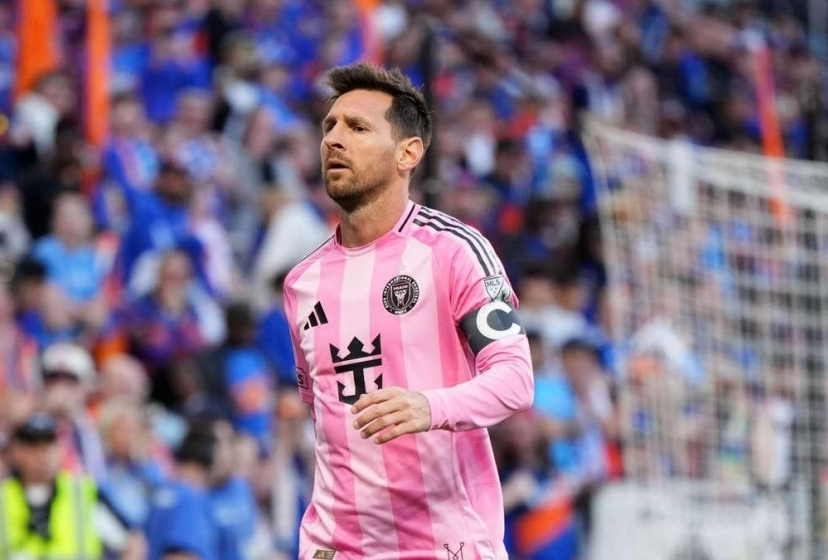 Ghi 3 bàn, Lionel Messi bất ngờ bị tước bỏ hat-trick
