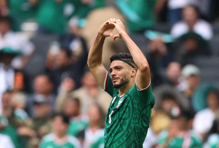 Raul Jimenez: Từ ca vỡ hộp sọ tưởng mất mạng đến bàn thắng World Cup dành cho cha trên thiên đường