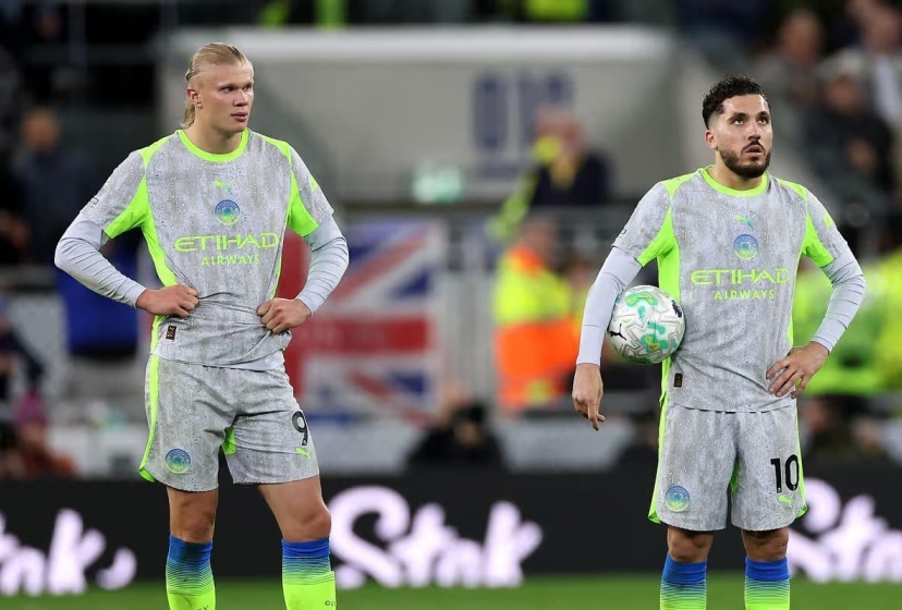 Man City hòa điên rồ, Arsenal rộng cửa vô địch Ngoại hạng Anh