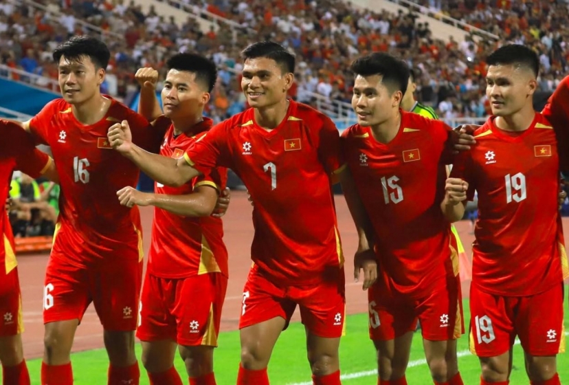 Bỏ qua Đình Bắc, AFF chỉ ra ngôi sao Việt Nam vượt cả Hoàng Đức, Quang Hải