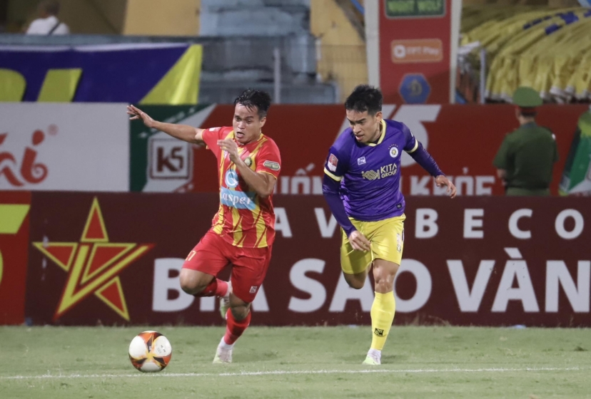 Trực tiếp Hà Nội 0-1 Thanh Hóa: Thế trận hấp dẫn