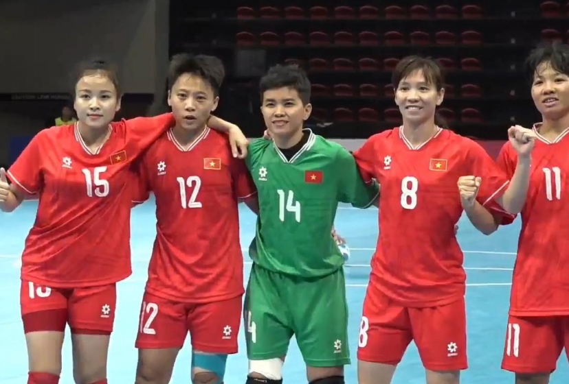 Trực tiếp futsal nữ Việt Nam 1-0 Philippines: Cố gắng bảo toàn lợi thế