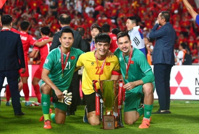 CHÍNH THỨC: Thủ môn ĐT Việt Nam gia nhập đội hạng Nhất