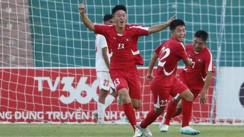 Iran sụp đổ phút cuối, U20 Việt Nam bất ngờ được trao cơ hội vàng