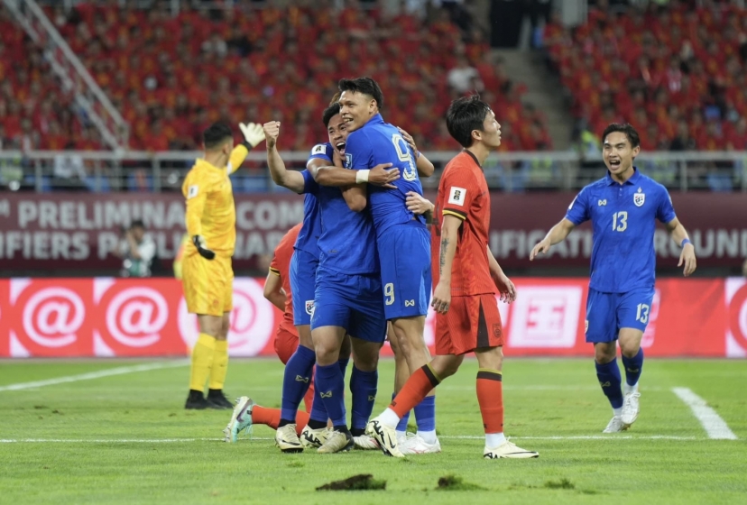 Trực tiếp Trung Quốc 1-1 Thái Lan: Căng như dây đàn