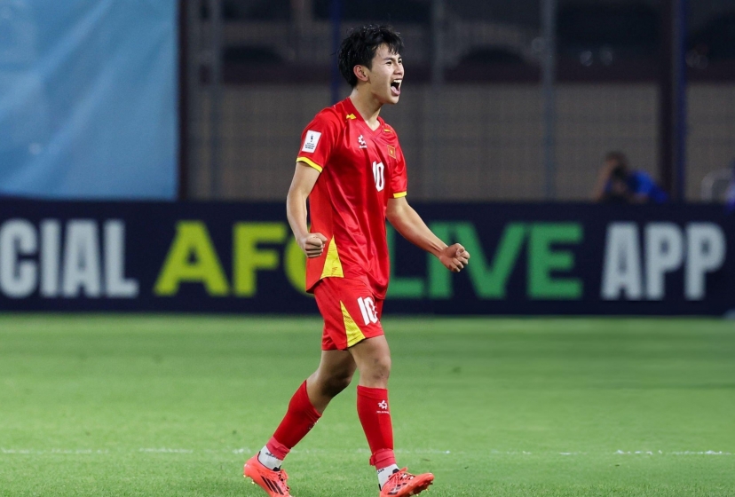 NÓNG: Thần đồng Việt Nam lọt top 60 thế giới được bổ sung lên tuyển