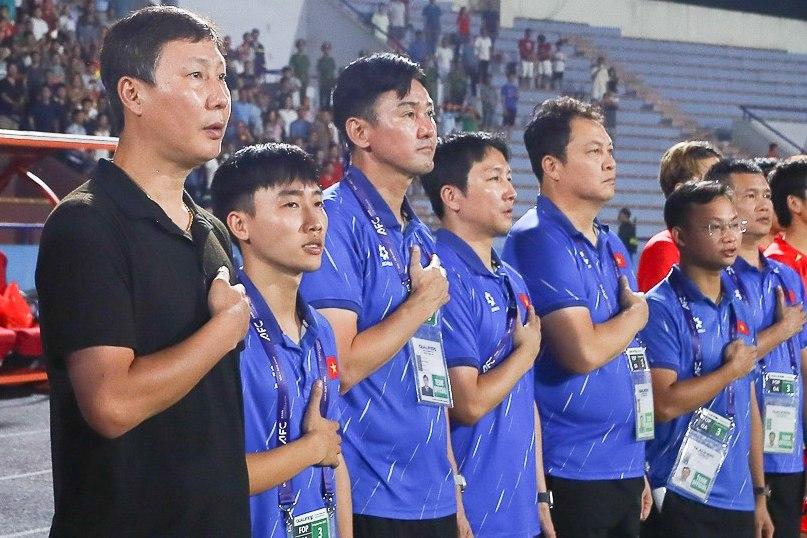 CHÍNH THỨC: Chia tay ĐT Việt Nam, HLV Hàn Quốc có bến đỗ cực lạ