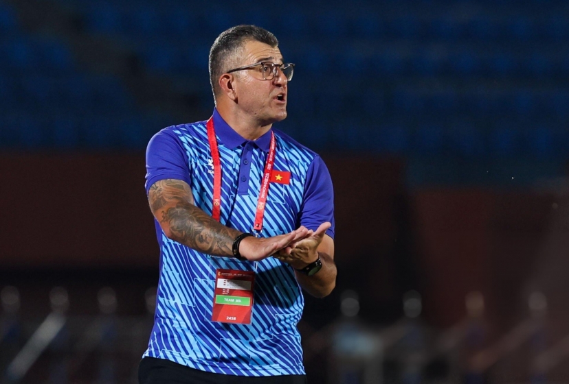 Liên tục lập kỷ lục, HLV Brazil sẽ đi vào lịch sử tuyển Việt Nam