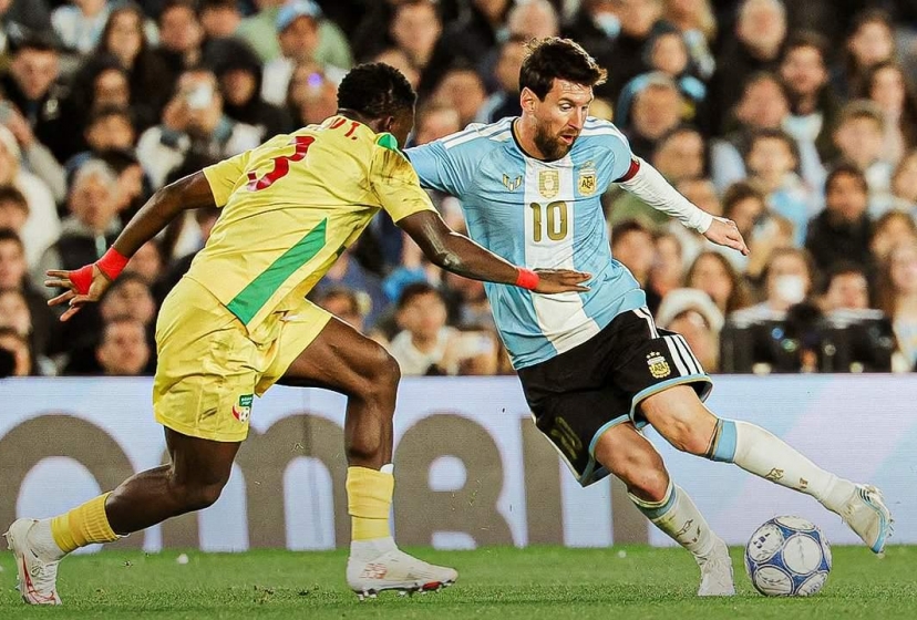 Trực tiếp bóng đá Argentina 0-0 Benin: Messi chưa thể ghi bàn