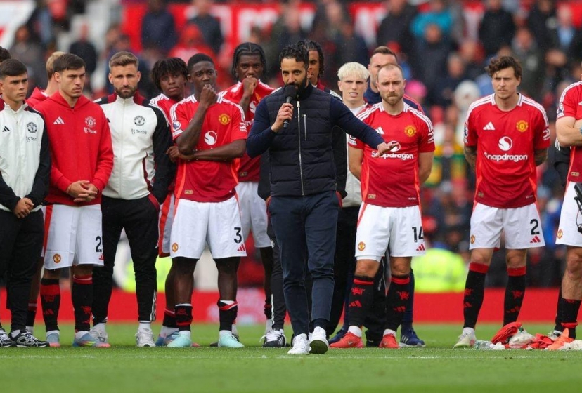 Manchester United 'đau đầu' vì chuyện số áo