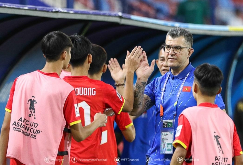 Tuyển Việt Nam thắng đậm 4-1 trước giải quốc tế