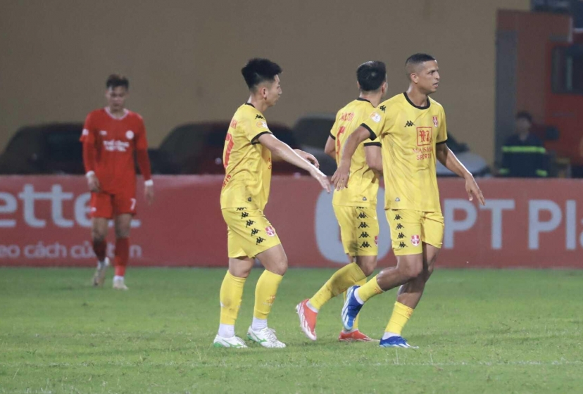 Trực tiếp Viettel 2-2 Hải Phòng: Đôi công hấp dẫn