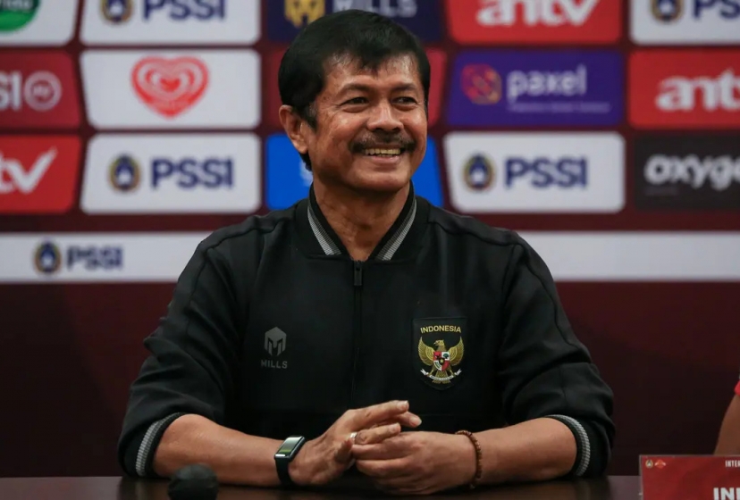 HLV Indonesia khen hết lời học trò sau trận thua 0-2