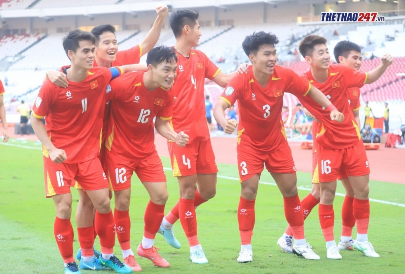 Trực tiếp U23 Việt Nam 2-1 U23 Philippines: Xuân Bắc nâng tỉ số