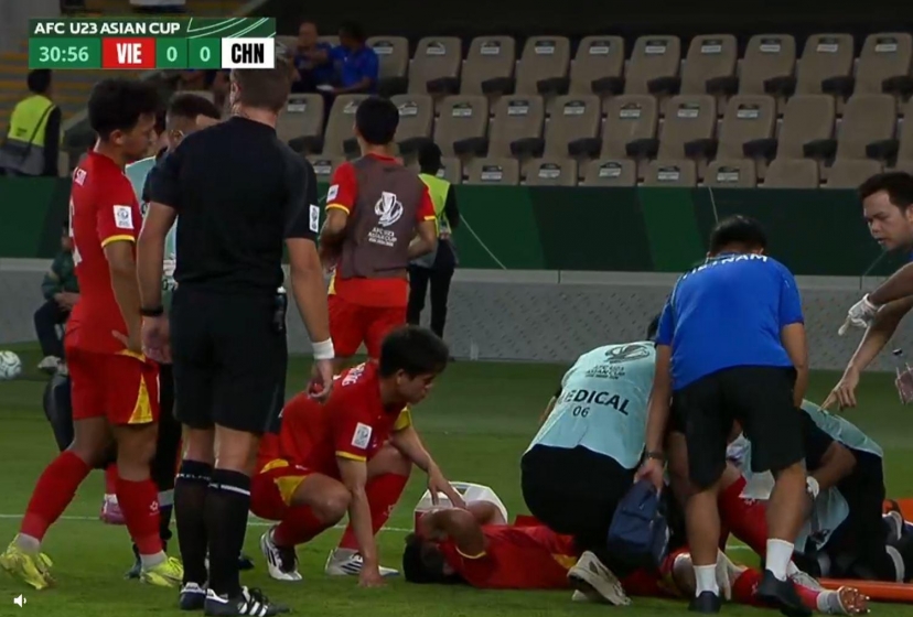 Trung vệ số 1 U23 Việt Nam báo tin cực buồn cho HLV Kim Sang Sik