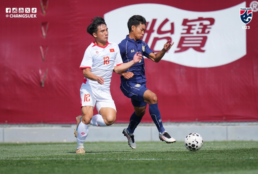 Trực tiếp U23 Việt Nam 0-1 U23 Thái Lan: Bàn thua quá bất ngờ
