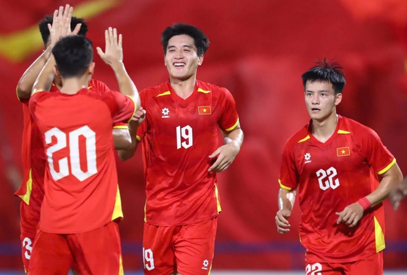 Lần đầu dự AFF Cup, sao trẻ ĐT Việt Nam tuyên bố đầy tự tin