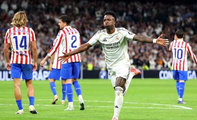 Vinicius lập cú đúp, Real Madrid thắng nghẹt thở derby Madrid