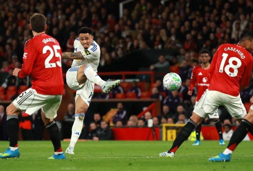 Leeds tạo địa chấn, MU gục ngã ngay tại Old Trafford