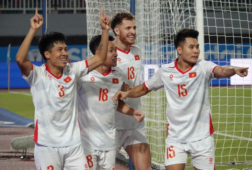 Truyền thông Thái Lan: 'Việt Nam đá thế này, ai cản nổi ở Đông Nam Á?'