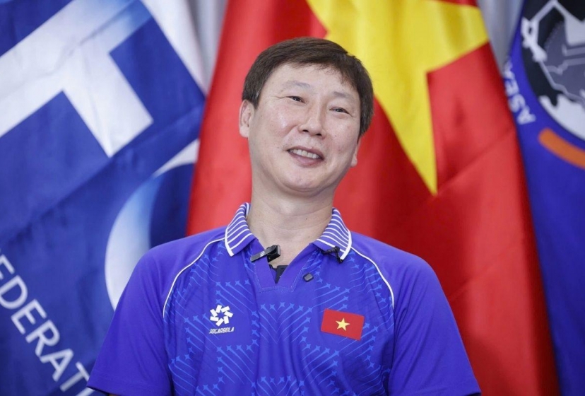HLV Kim Sang-sik: 'Chắc tôi có ma thuật nên Thái Lan phản lưới nhiều vậy'