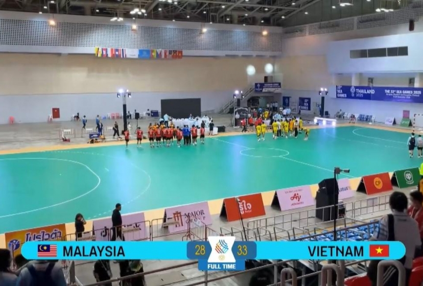 Thắng đậm Malaysia, Việt Nam vào bán kết SEA Games 33