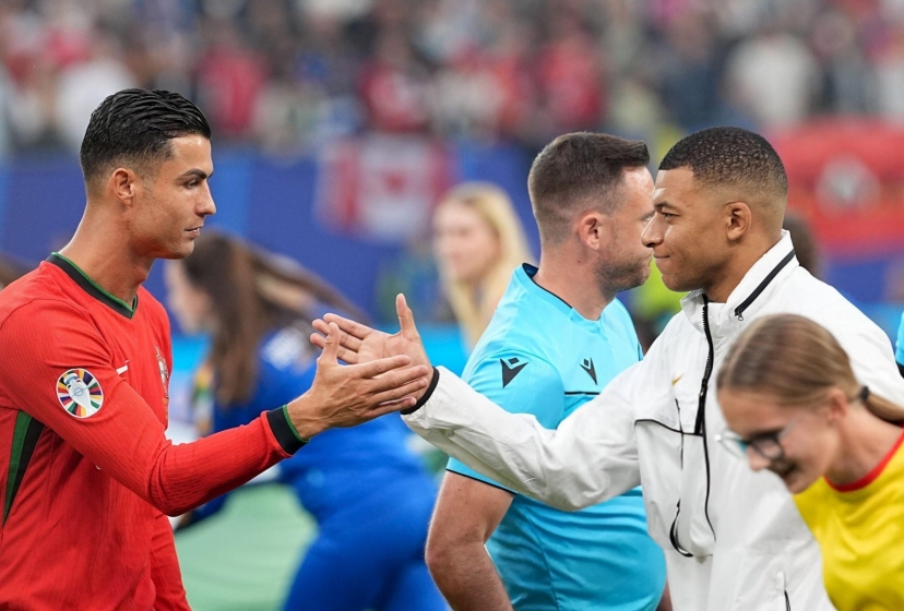 Chuyên gia chỉ điều Mbappe cần làm để 'nối gót' Ronaldo