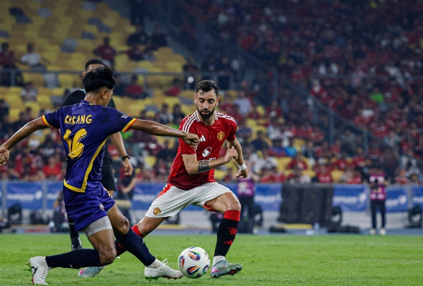 Trực tiếp MU 0-1 Hồng Kông: Bất ngờ lớn
