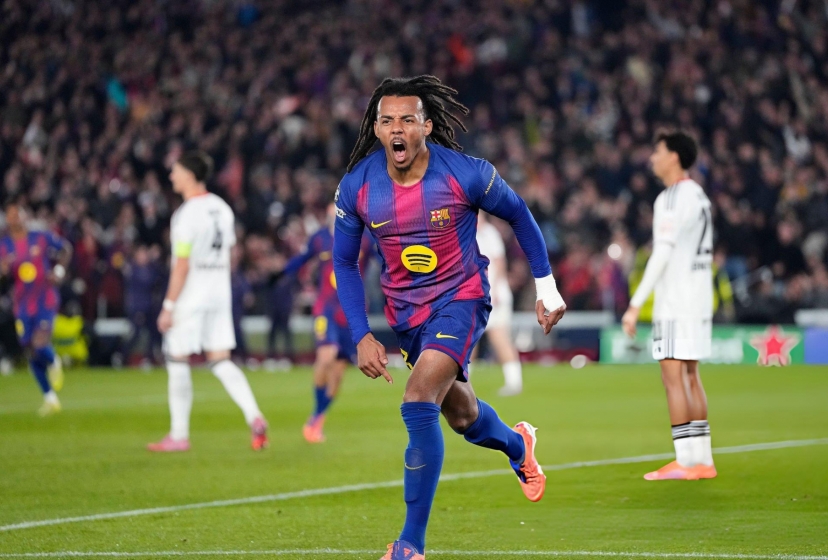 Hậu vệ lập cú đúp, Barca thắng ngược tại Champions League