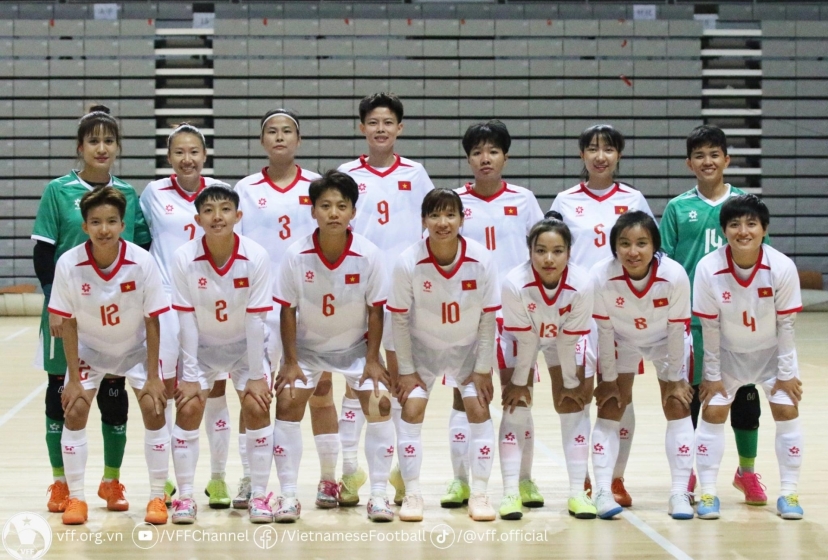 Ngược dòng hạ Myanmar, futsal nữ Việt Nam vào bán kết SEA Games