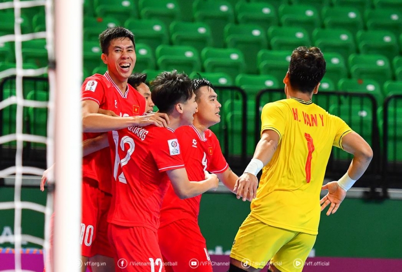 Trực tiếp futsal Việt Nam 0-0 Myanmar: Hiệp hai trở lại