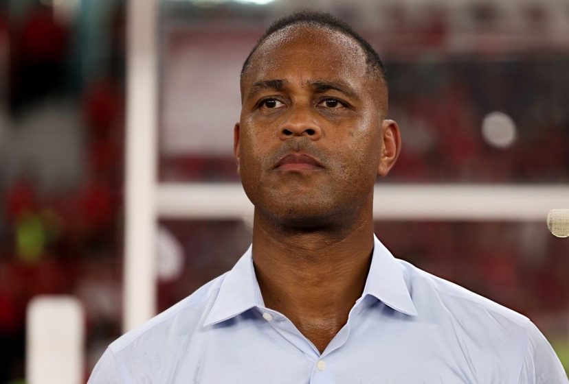Rời Indonesia, HLV Kluivert có cơ hội tham dự World Cup 2026