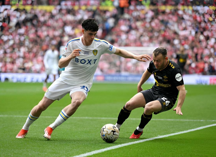 Trực tiếp Leeds United 0-0 Southampton: Tấn công mạnh mẽ