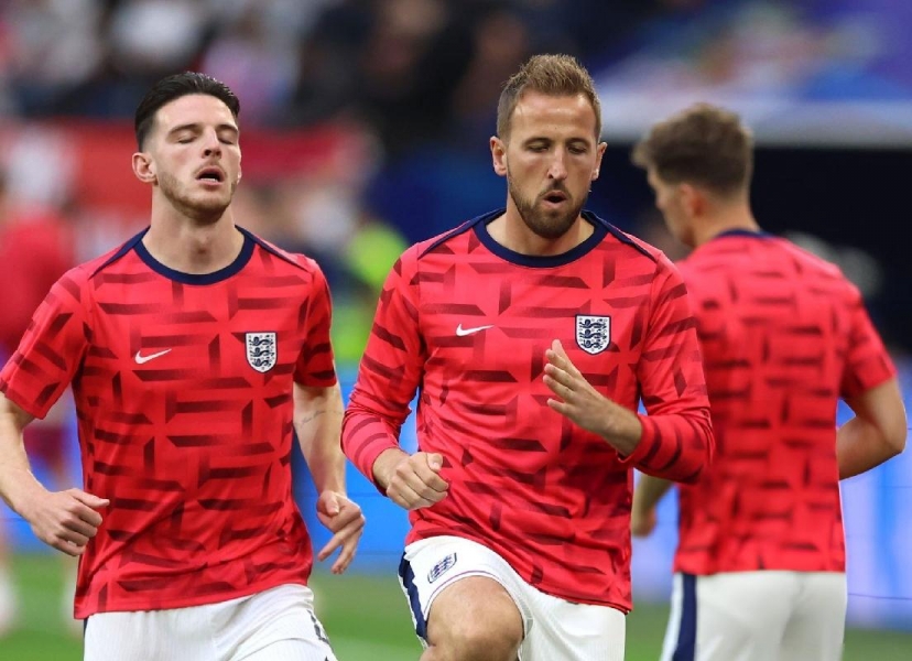 Trực tiếp Anh 0-0 Serbia: Trận đấu bắt đầu