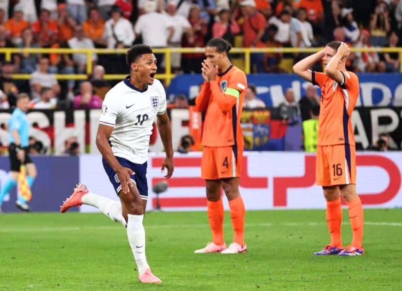 Người hùng Watkins đưa tuyển Anh vào chung kết Euro 2024