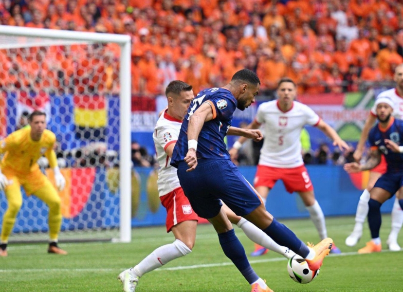 Trực tiếp Hà Lan 1-1 Ba Lan: Diễn biến hấp dẫn