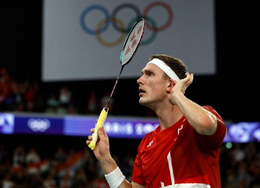 Đại thắng tay vợt Thái Lan, Viktor Axelsen bảo vệ thành công tấm HCV Olympic