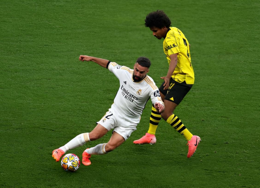 Trực tiếp Real Madrid 1-0 Dortmund: Carvajal mở tỷ số