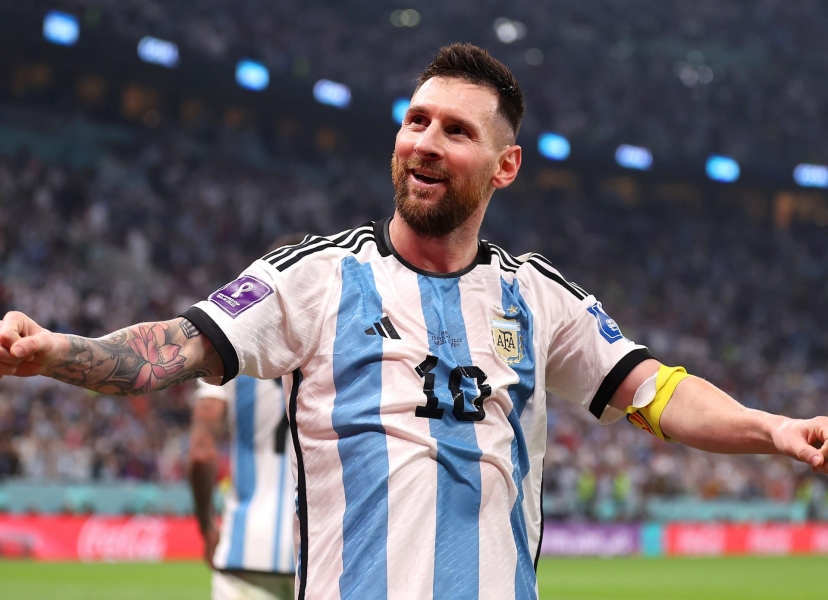 Messi ngồi dự bị, Argentina nhọc nhằn đánh bại Ecuador