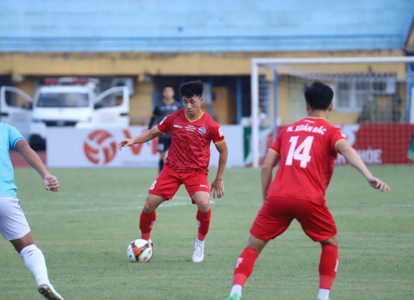 Trực tiếp Hà Tĩnh 0-1 PVF-CAND: Hiếu Minh mở tỉ số trận đấu