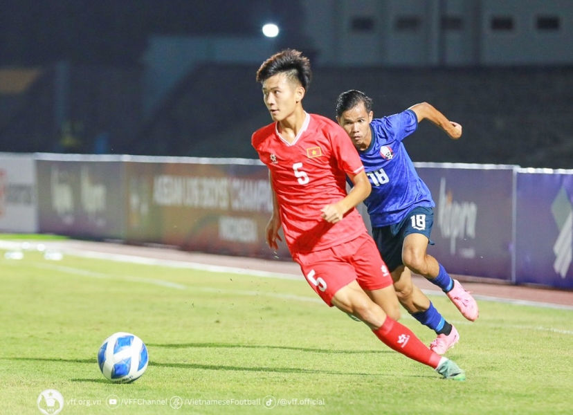 Thắng đậm Myanmar, U16 Việt Nam vào Bán kết với ngôi đầu bảng
