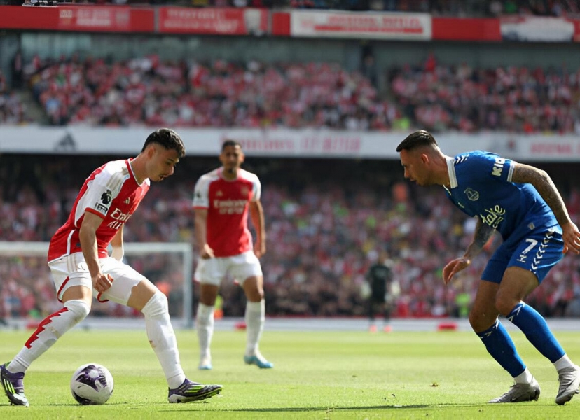 Trực tiếp Arsenal 0-0 Everton: Đôi công hấp dẫn