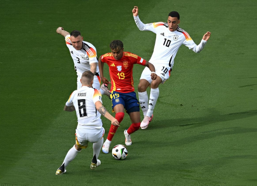 Trực tiếp Đức 0-0 Tây Ban Nha: Đôi công hấp dẫn
