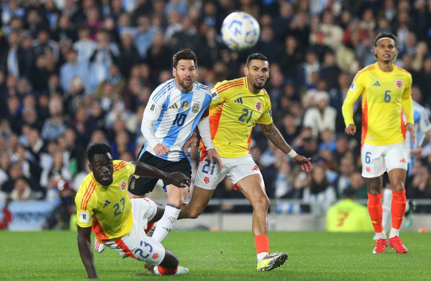 Messi im tiếng, Argentina chật vật thoát hiểm trước Colombia