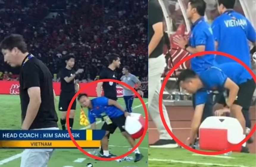 Bác sĩ U23 Việt Nam nói sự thật những chai nước ở đường biên