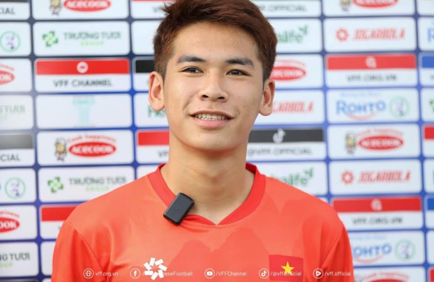 NÓNG: HLV Kim Sang Sik gọi gấp 1 cầu thủ lên U23 Việt Nam