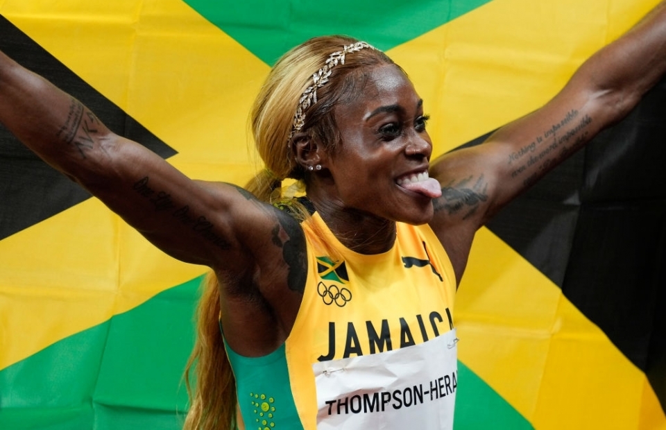 'Người phụ nữ nhanh nhất hành tinh' phá kỷ lục tồn tại 33 năm ở Olympic