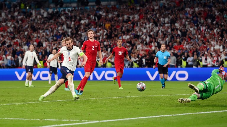 Video bàn thắng Anh 2-1 Đan Mạch: Thắng lợi nhọc nhằn
