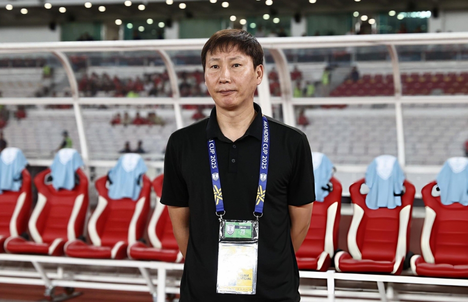 HLV Kim Sang Sik tiết lộ lời khuyên khi Việt Nam bị Thái Lan dẫn 0-2